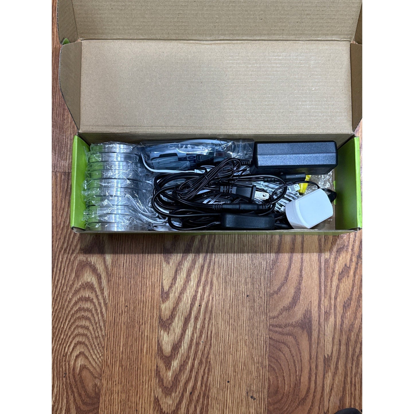 Accent Lighting -AIBOO Under Counter Linkable Lights Silver 10PK 24W