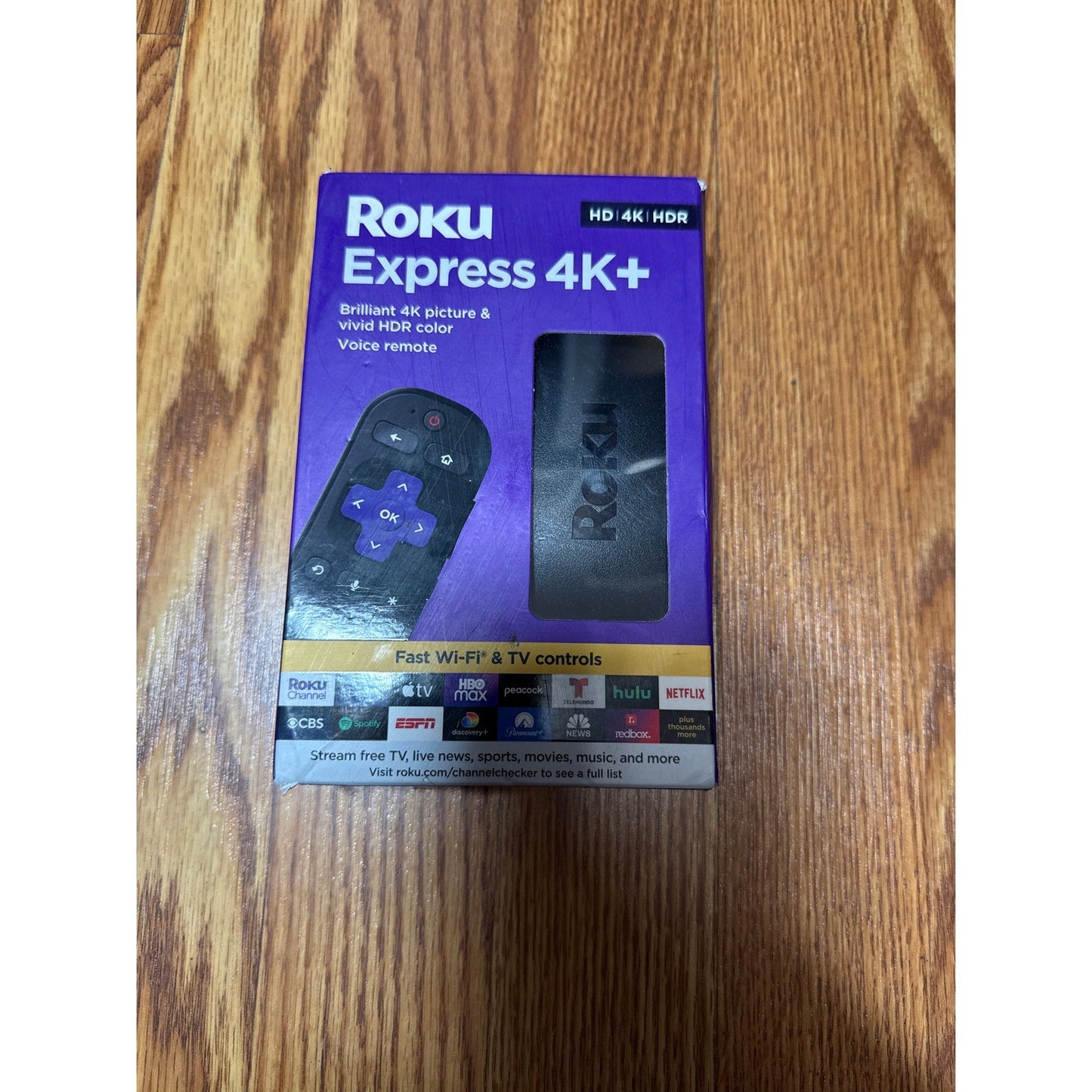 Roku Express 4k HDR Streaming device with Voice Remote - Open Box